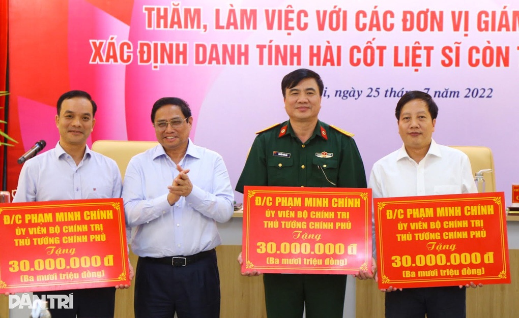 Thủ tướng: Nhiều gia đình mòn mỏi tìm người thân qua tờ giấy báo tử bạc màu - 6 Thủ tướng: Nhiều gia đình mòn mỏi tìm người thân qua tờ giấy báo tử bạc màu - 6