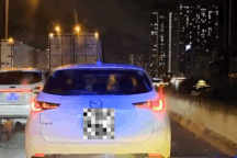 Ô tô đi vào làn dừng khẩn cấp, quyết không nhường đường cho xe ưu tiên