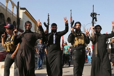 Hai tổ chức IS và Taliban tuyên bố thánh chiến chống lại nhau