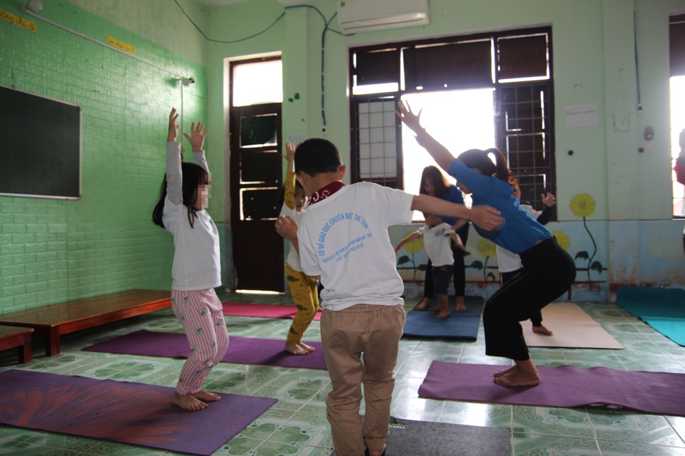 Cô giáo 8x và hành trình đến với những đứa trẻ chuyên biệt - 5 Cô giáo 8x và hành trình đến với những đứa trẻ chuyên biệt - 5