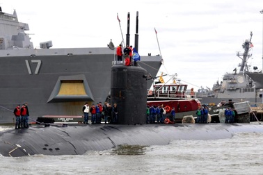 Tàu ngầm hạt nhân Mỹ bất ngờ xuất hiện ở gần Nga