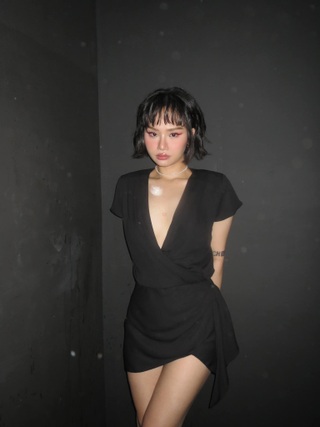 Miu Lê tuổi 34: Gợi cảm sau giảm cân, tin đồn hẹn hò "rich kid" kém 5 tuổi - 9