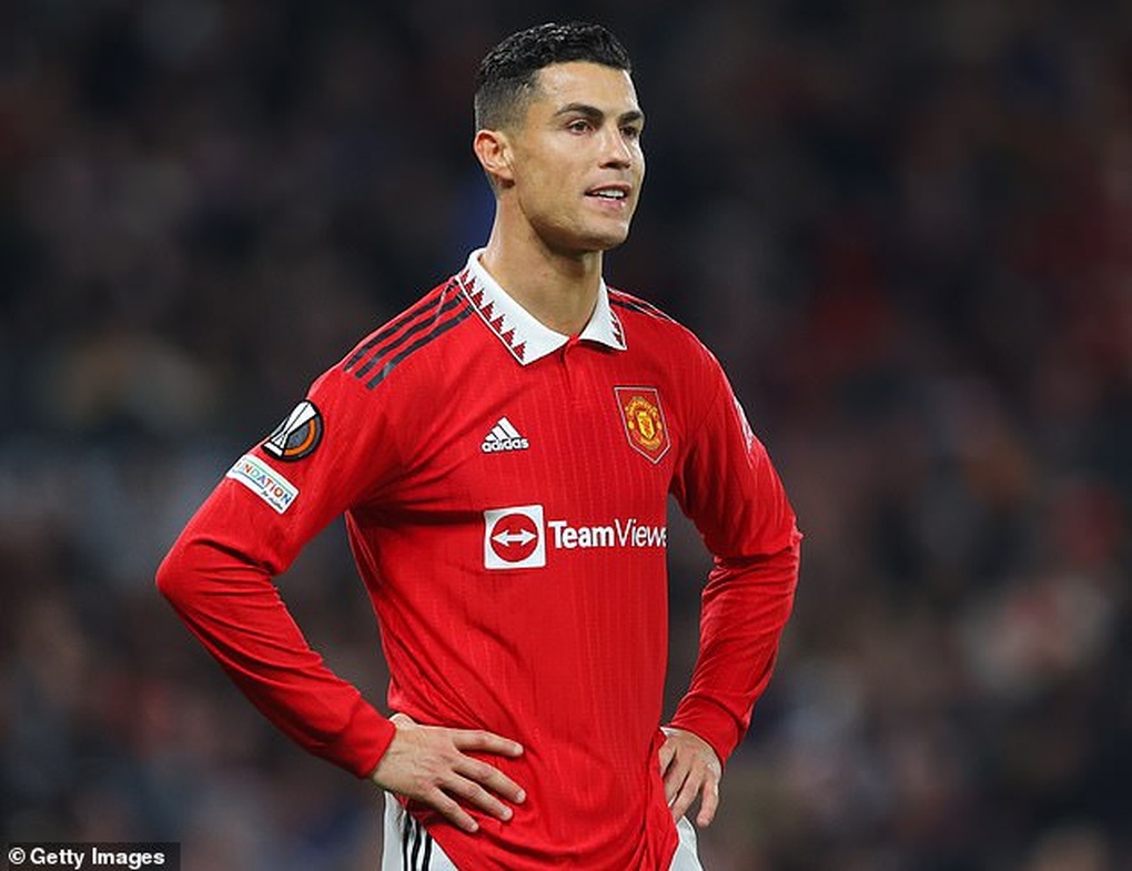 Lộ thời điểm C.Ronaldo ra mắt CLB mới, đại gia bí ẩn trả lương khủng - 2 Lộ thời điểm C.Ronaldo ra mắt CLB mới, đại gia bí ẩn trả lương khủng - 2