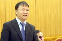 Xăng giảm, vận tải không giảm: Vô lý, đáng lên án nhưng... bất lực?