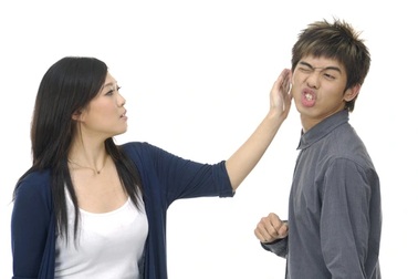 Tôi bị vợ đánh, suốt ngày giận dỗi nhưng vẫn... không dám bỏ