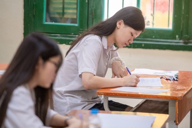 Điểm chuẩn vào Trường THPT chuyên Hà Nội - Amsterdam giảm mạnh