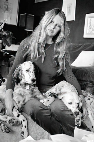 Vẻ đẹp của biểu tượng gợi cảm thách thức mọi chuẩn mực về sự nữ tính - 17