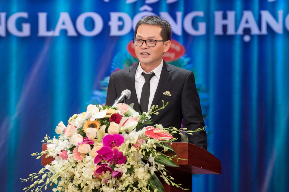 Dàn “Táo Quân” hội ngộ các thế hệ vàng của làng sân khấu Hà Nội - 1 Dàn “Táo Quân” hội ngộ các thế hệ vàng của làng sân khấu Hà Nội - 1