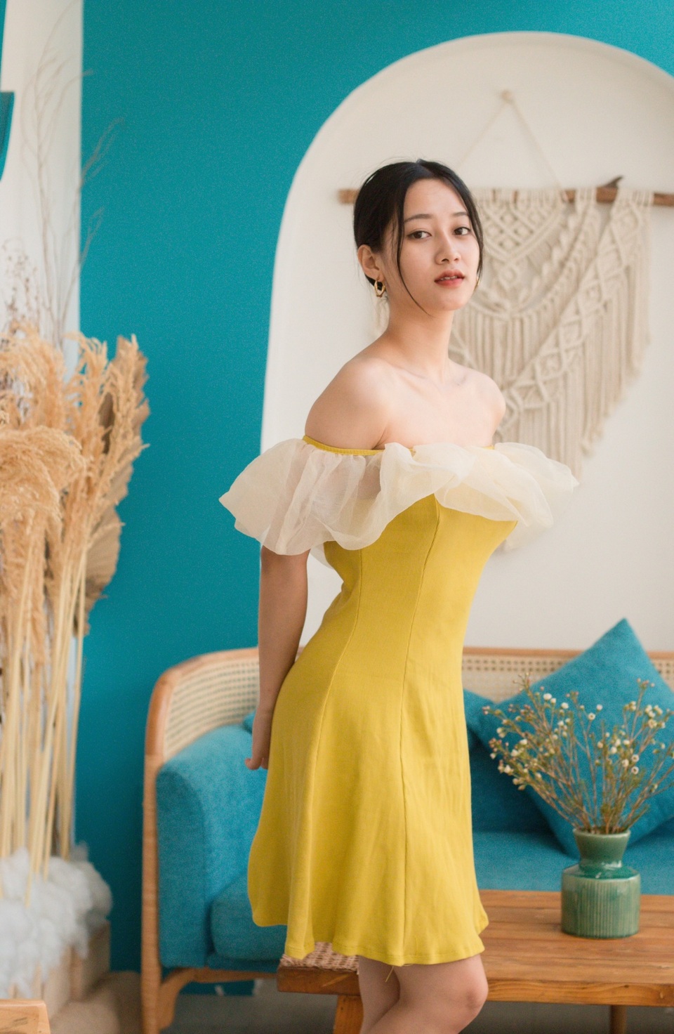 Nàng thơ Đà Lạt có vẻ đẹp mong manh khiến bao chàng trai ngẩn ngơ - 8 Nàng thơ Đà Lạt có vẻ đẹp mong manh khiến bao chàng trai ngẩn ngơ - 8