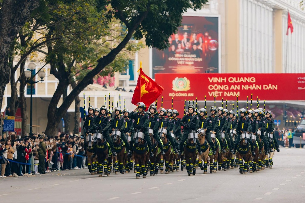 VietinBank đồng hành cùng chuỗi chương trình Vinh quang Công an nhân dân Việt Nam - 1 VietinBank đồng hành cùng chuỗi chương trình Vinh quang Công an nhân dân Việt Nam - 1
