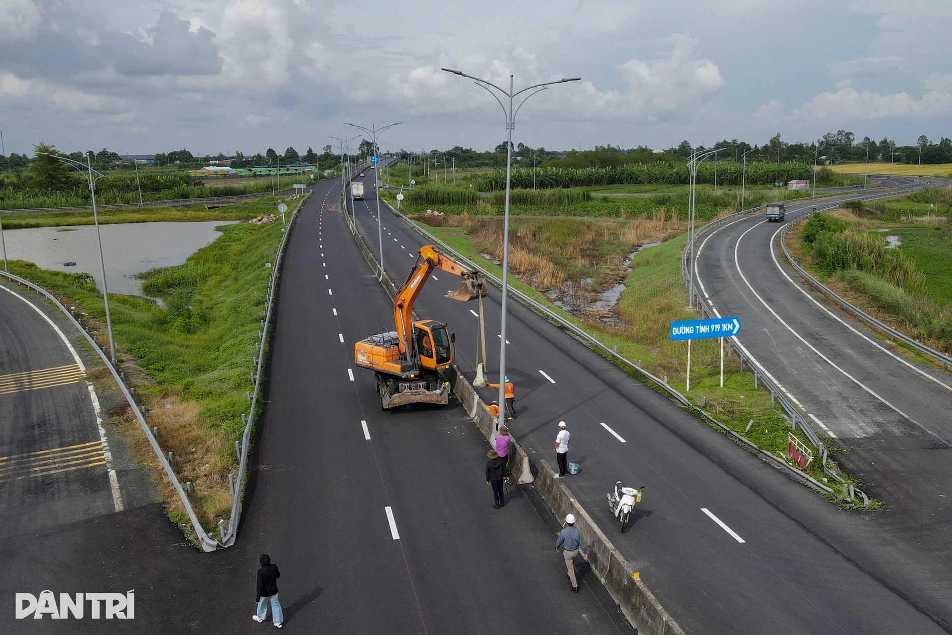 Hơn 50km đường nhan nhản ổ voi, ổ gà lột xác sau khi đầu tư 750 tỷ đồng - 6