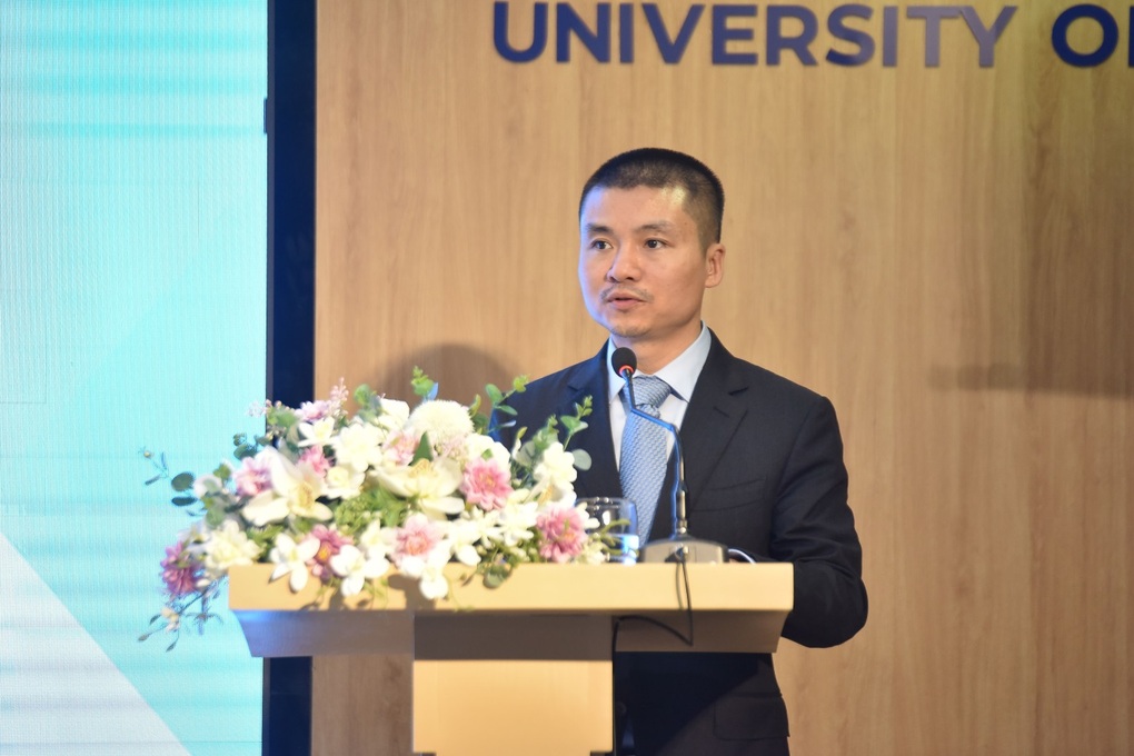 Hợp tác giữa Dân trí - Đại học Ngân hàng TPHCM: Thêm thông tin tài chính hữu ích đến độc giả - 4 Hợp tác giữa Dân trí - Đại học Ngân hàng TPHCM: Thêm thông tin tài chính hữu ích đến độc giả - 4