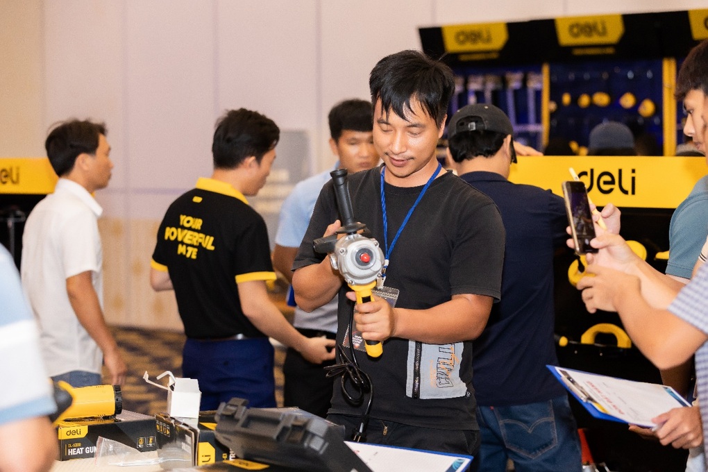 Bước tiến mới của Deli Tools trong ngành công cụ, dụng cụ tại Việt Nam - 2 Bước tiến mới của Deli Tools trong ngành công cụ, dụng cụ tại Việt Nam - 2