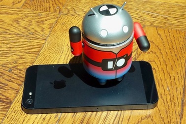  iOS 7: Làm gì trước “đòn phủ đầu” của Google?