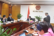 Họp báo: Tăng giá điện có tính đến hỗ trợ cho người nghèo?