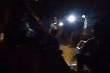 Những đêm trắng tìm kỳ nam mong đổi đời sau tin đồn "trúng 10 tỷ"