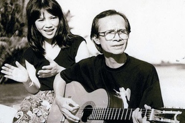 Vì sao ca khúc nổi tiếng “Nối vòng tay lớn” chưa được cấp phép?