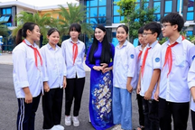 Xử nghiêm người đứng đầu cơ sở giáo dục để xảy ra lạm thu đầu năm học