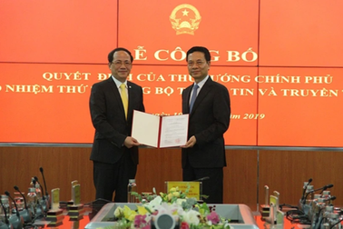 Thứ trưởng Bộ TT-TT được giới thiệu bầu làm Chủ tịch tỉnh Bình Định