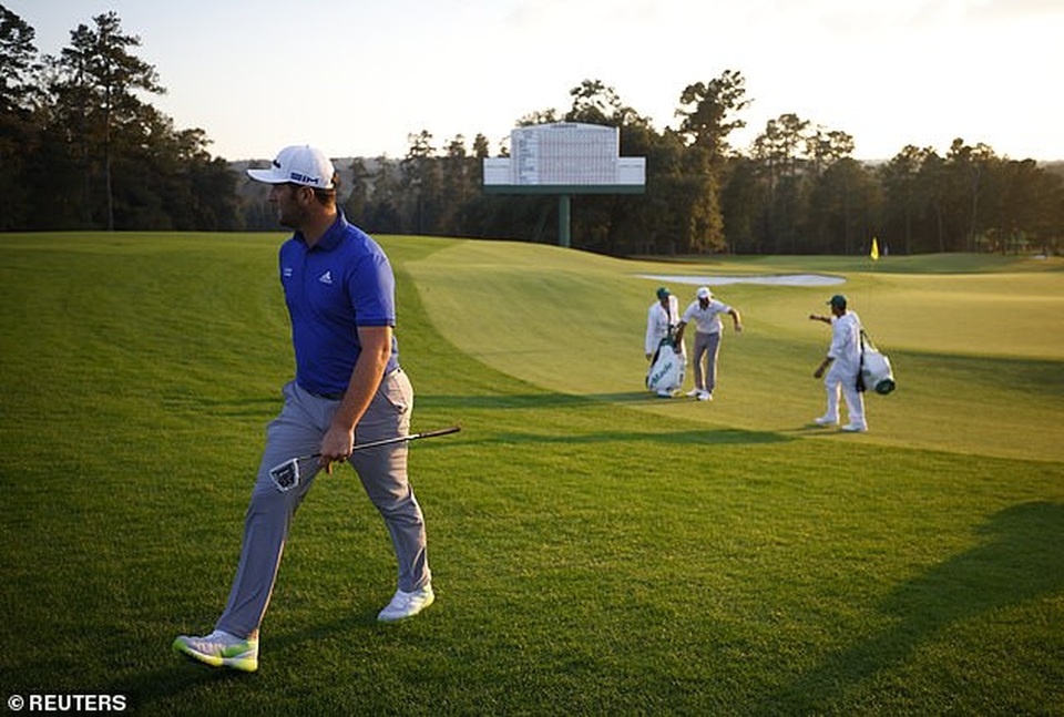 Dustin Johnson dẫn đầu bảng Masters 2020 trước vòng chung kết - 3 Dustin Johnson dẫn đầu bảng Masters 2020 trước vòng chung kết - 3
