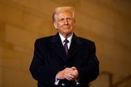 Báo Ukraine: Ông Trump muốn Kiev hoàn trả tiền viện trợ kèm lãi suất?