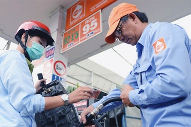 Giá xăng Việt Nam thấp hơn Singapore 18 ngàn đồng, Hồng Kông 30 ngàn đồng