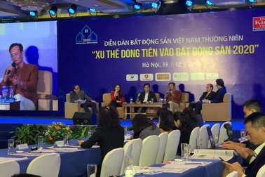 Chuyên gia: Ở Việt Nam, không cho vay bất động sản thì cho vay gì?