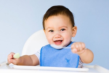 Làm gì để trẻ có thể ăn hết khẩu phần?