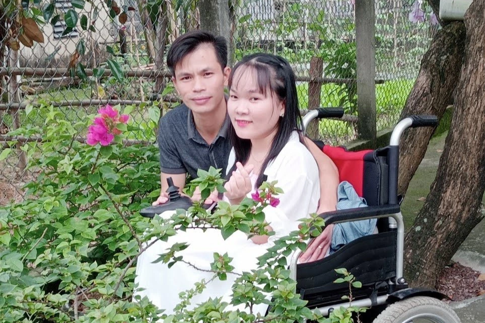 Vượt nghìn cây số cưới vợ ngồi xe lăn sau một lần gặp mặt - 3 Vượt nghìn cây số cưới vợ ngồi xe lăn sau một lần gặp mặt - 3