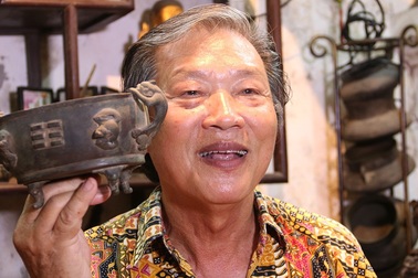 Người đàn ông 60 năm "thổi hồn" vào tượng đồng ở Hà Nội