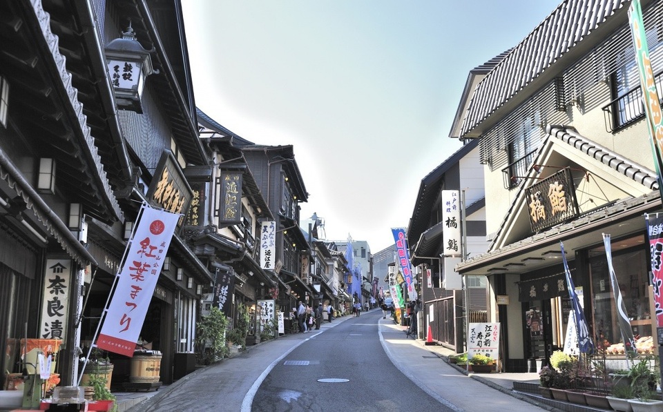 Dạo bước đường Omotesando lịch sử, thưởng thức cơm lươn mỹ vị - 4 Dạo bước đường Omotesando lịch sử, thưởng thức cơm lươn mỹ vị - 4