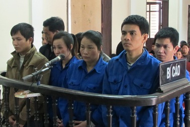 “Tú bà” không chỉ lĩnh án vì tội chứa mại dâm...