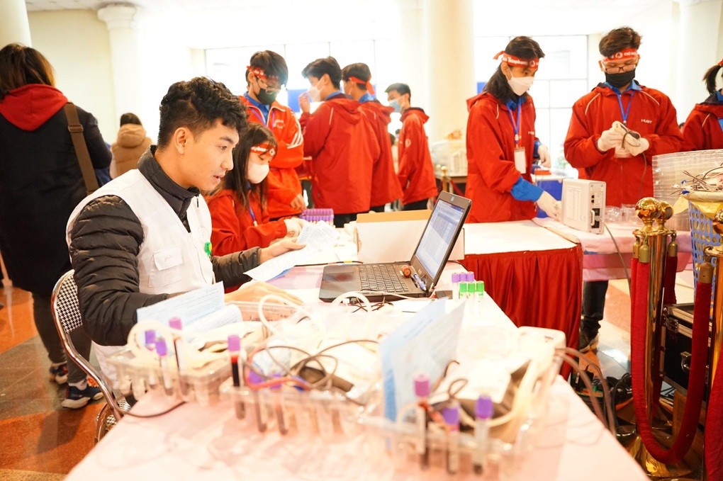Trên 1,4 triệu đơn vị máu hiến mỗi năm, 99% là từ người tình nguyện - 7 Trên 1,4 triệu đơn vị máu hiến mỗi năm, 99% là từ người tình nguyện - 7