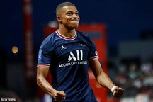 C.Ronaldo, Mbappe và những "bom tấn" sắp nổ trong vài ngày tới