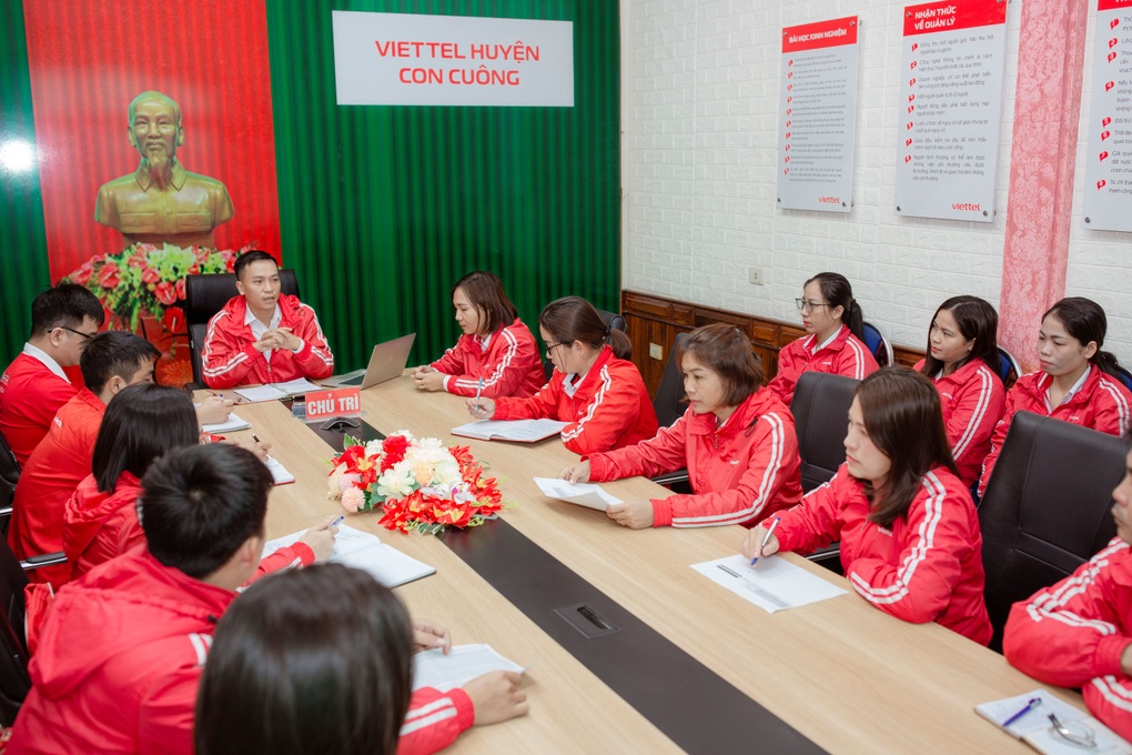 20 năm mạng di động Viettel Mobile: Phủ công nghệ để không ai bị bỏ lại phía sau - 1 20 năm mạng di động Viettel Mobile: Phủ công nghệ để không ai bị bỏ lại phía sau - 1