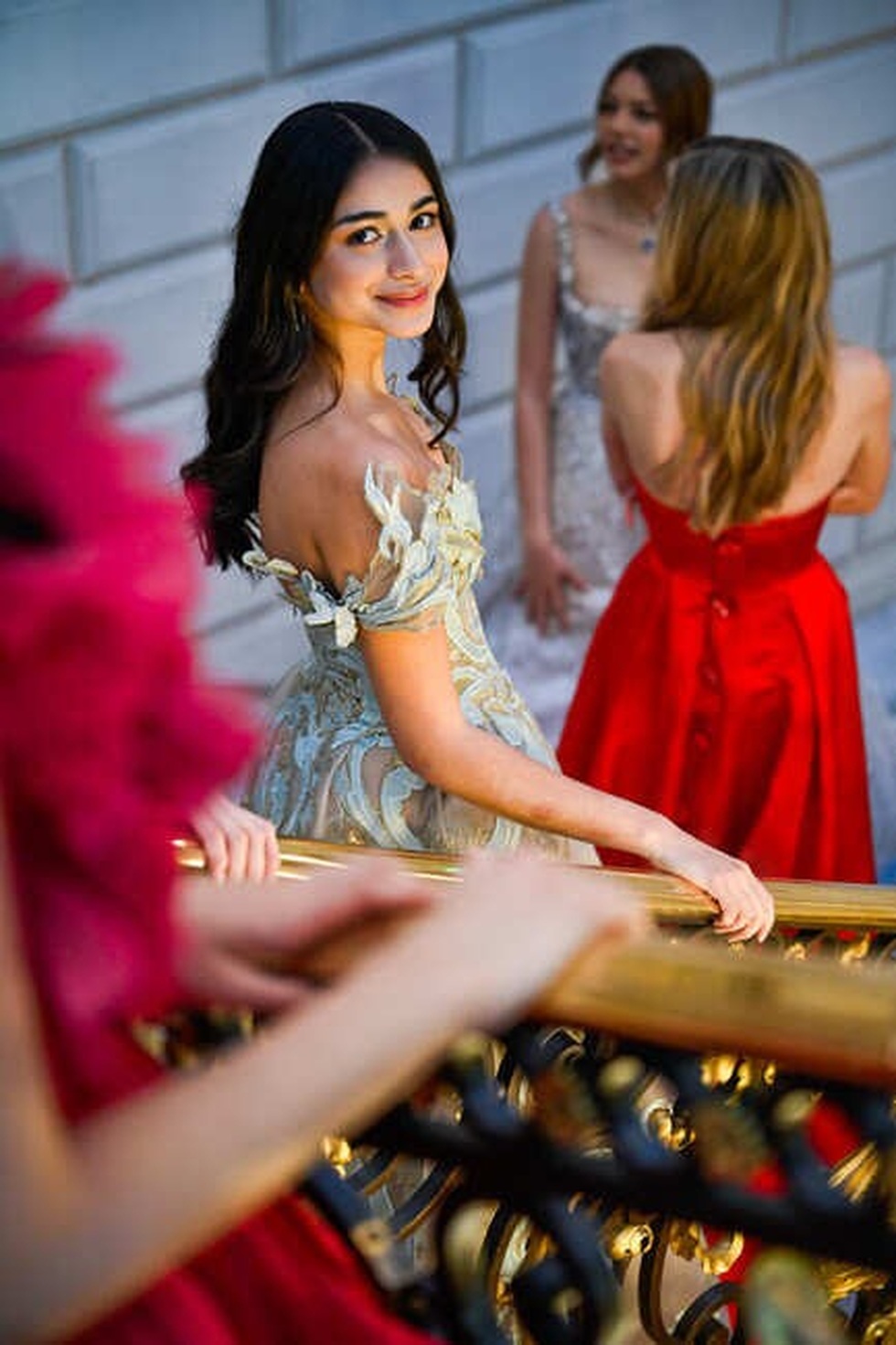 Dạ hội trưởng thành của 20 tiểu thư thượng lưu: Giàu cũng chưa chắc được dự - 11 Dạ hội trưởng thành của 20 tiểu thư thượng lưu: Giàu cũng chưa chắc được dự - 11