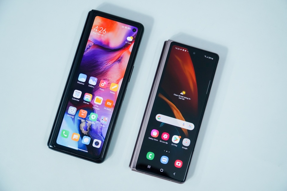 Trên tay Xiaomi Mi Mix Fold: giống Galaxy Z Fold2, giá 40 triệu đồng - 4 Trên tay Xiaomi Mi Mix Fold: giống Galaxy Z Fold2, giá 40 triệu đồng - 4