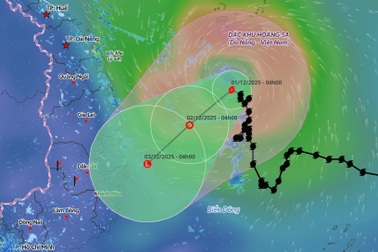 Bão Koto giảm cấp nhưng ít dịch chuyển