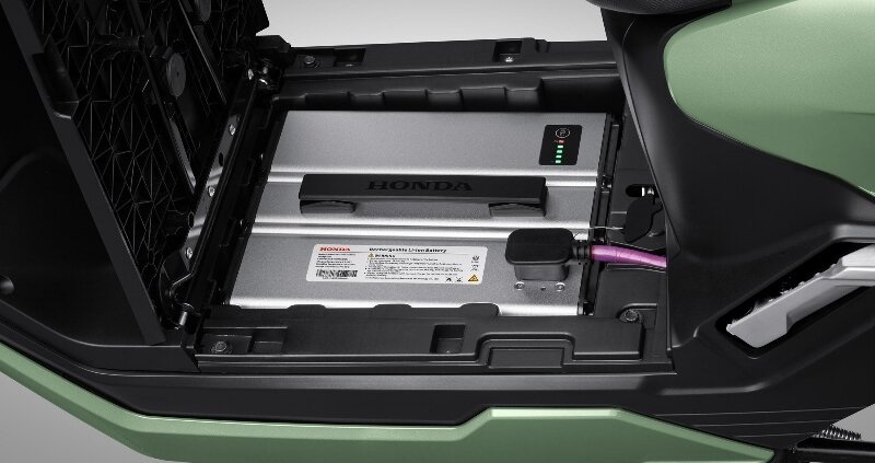 Giá pin xe máy điện Honda ICON e: và so sánh với pin xe máy điện VinFast, Yamaha