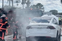 Nhiều xe điện bỗng dưng bốc cháy sau khi bị ngập nước