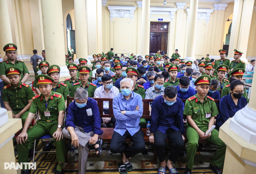 Lá thư của CEO ở Hong Kong không phải luận cứ bào chữa cho bà Trương Mỹ Lan - 3 Lá thư của CEO ở Hong Kong không phải luận cứ bào chữa cho bà Trương Mỹ Lan - 3