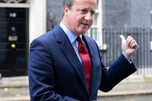 Thủ tướng Anh ngân nga hát sau khi công bố ngày từ chức