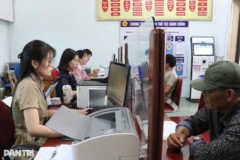 Xem xét nâng mức phụ cấp theo đúng tính chất công việc