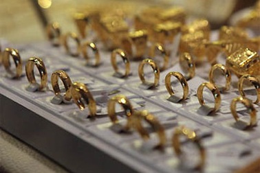 Vàng đứng giá, USD giảm 50 VND