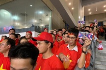 Ban tổ chức Malaysia nợ cổ động viên Việt Nam một lời xin lỗi!