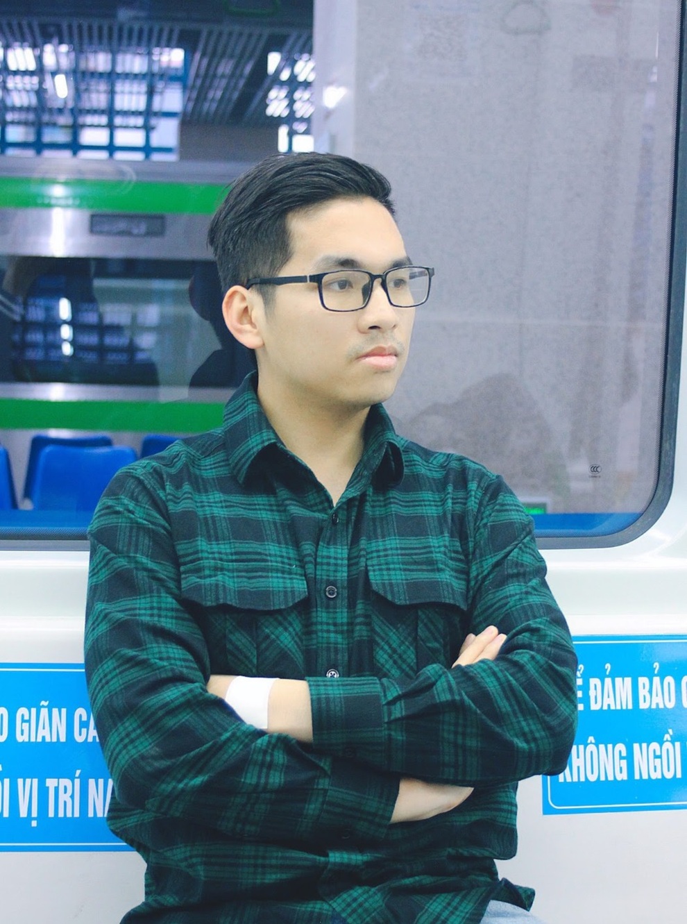 Vụ cô gái quỳ gối khóc thảm thiết ở shop thời trang: Giới trẻ nói gì? - 5 Vụ cô gái quỳ gối khóc thảm thiết ở shop thời trang: Giới trẻ nói gì? - 5