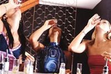 Khi gái ngoan “nổi loạn”