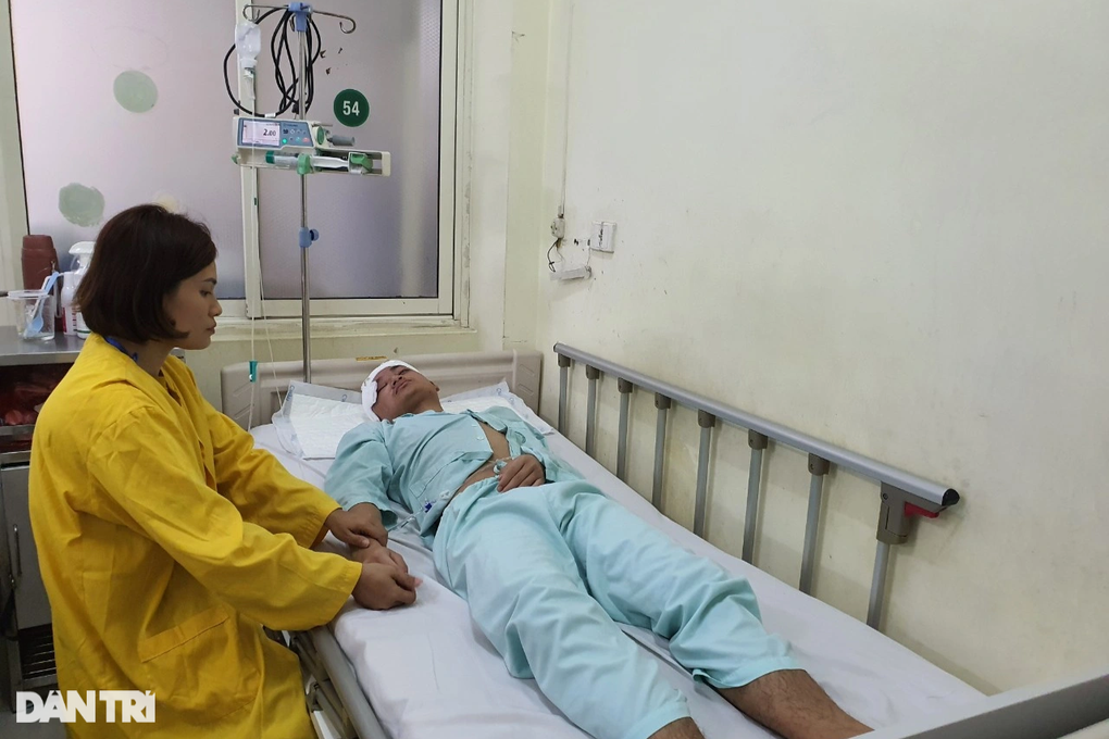 Nhà mình cùng đường rồi, mẹ biết lấy gì để cứu con đây!... - 5 Nhà mình cùng đường rồi, mẹ biết lấy gì để cứu con đây!... - 5