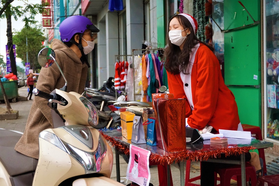 Ông già Noel nhàn hạ vì ế sô - 2 Ông già Noel nhàn hạ vì ế sô - 2