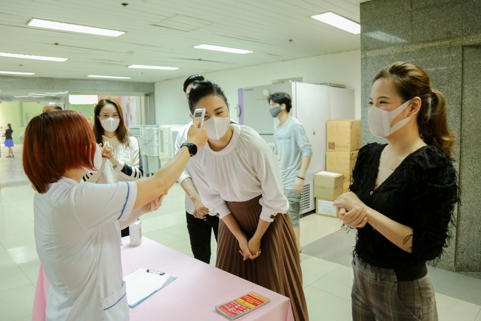 Hiến máu lần 7 giữa đại dịch, Hoa hậu Ngọc Hân kể câu chuyện rớt nước mắt - 4 Hiến máu lần 7 giữa đại dịch, Hoa hậu Ngọc Hân kể câu chuyện rớt nước mắt - 4